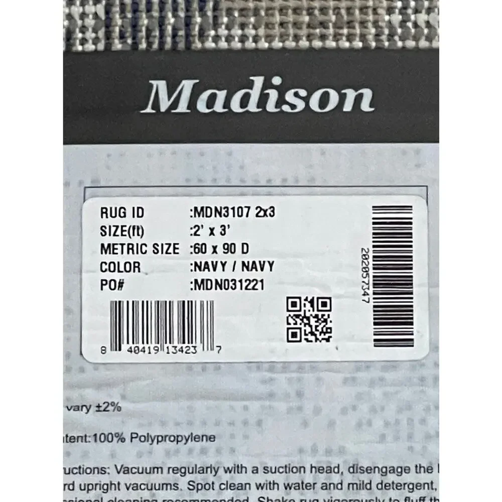 Beautiful Madison Navy Area Rug 2’ x 3’